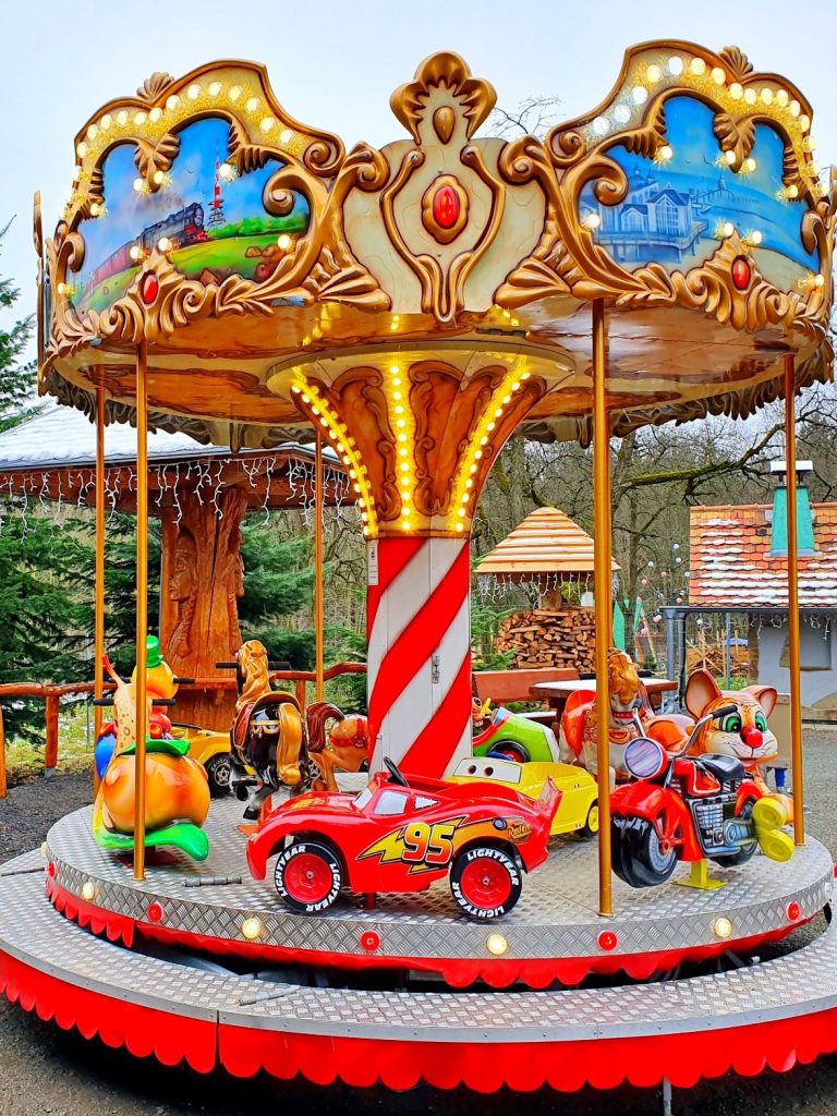 Kinderkarussell mieten, Nostalgiekarussell Vermietung 12er 