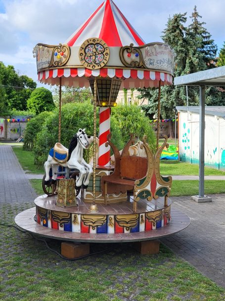 Karussell mieten Leipzig, Kinderkarussell Vermietung Hall-Saale