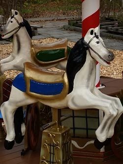 Nostalgiekarussell mieten/ Kinderkarussel Vermietung